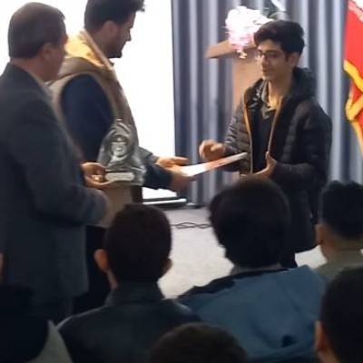 تجلیل از دانش پژوه برگزیده  جشنواره جوان خوارزمی 